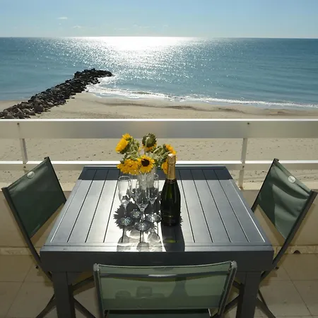 Bleu Horizon Yourhosthelper Apartment